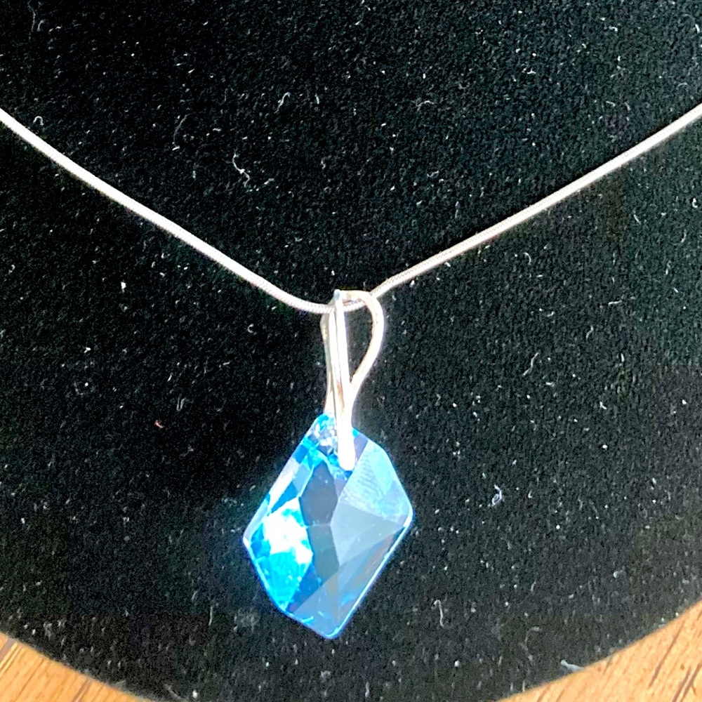 Elegant Blue Crystal 925 Necklace